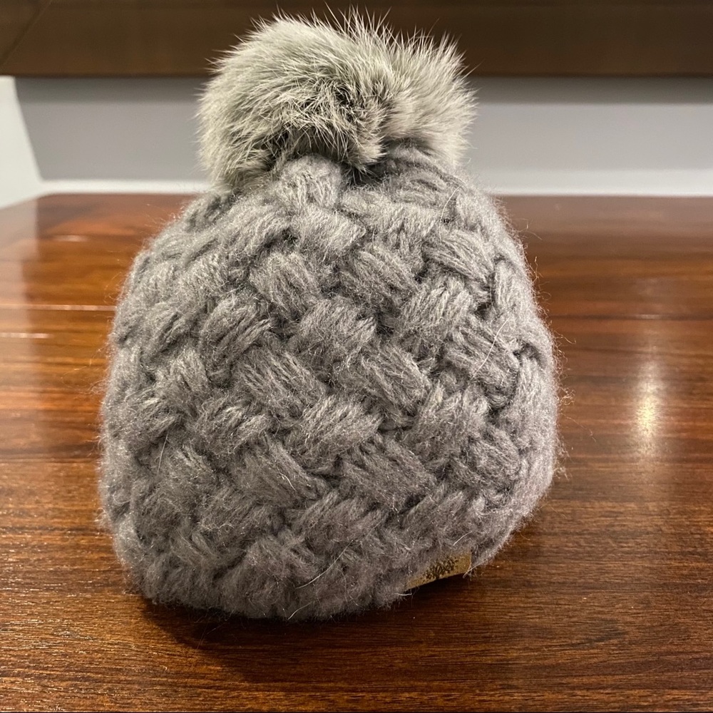 NWOT 0-6m Bedford Road Baby Toque Lined Pom Pom